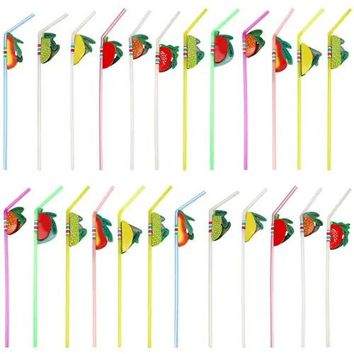Canudos flexíveis com enfeite de frutas